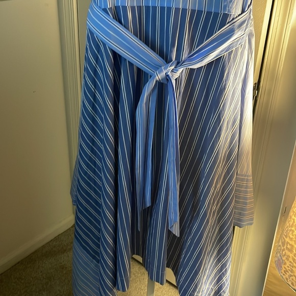 Gracia Blue and White Asymmetrical Sundress with Dress Shirt Collar - Picture 3 of 8